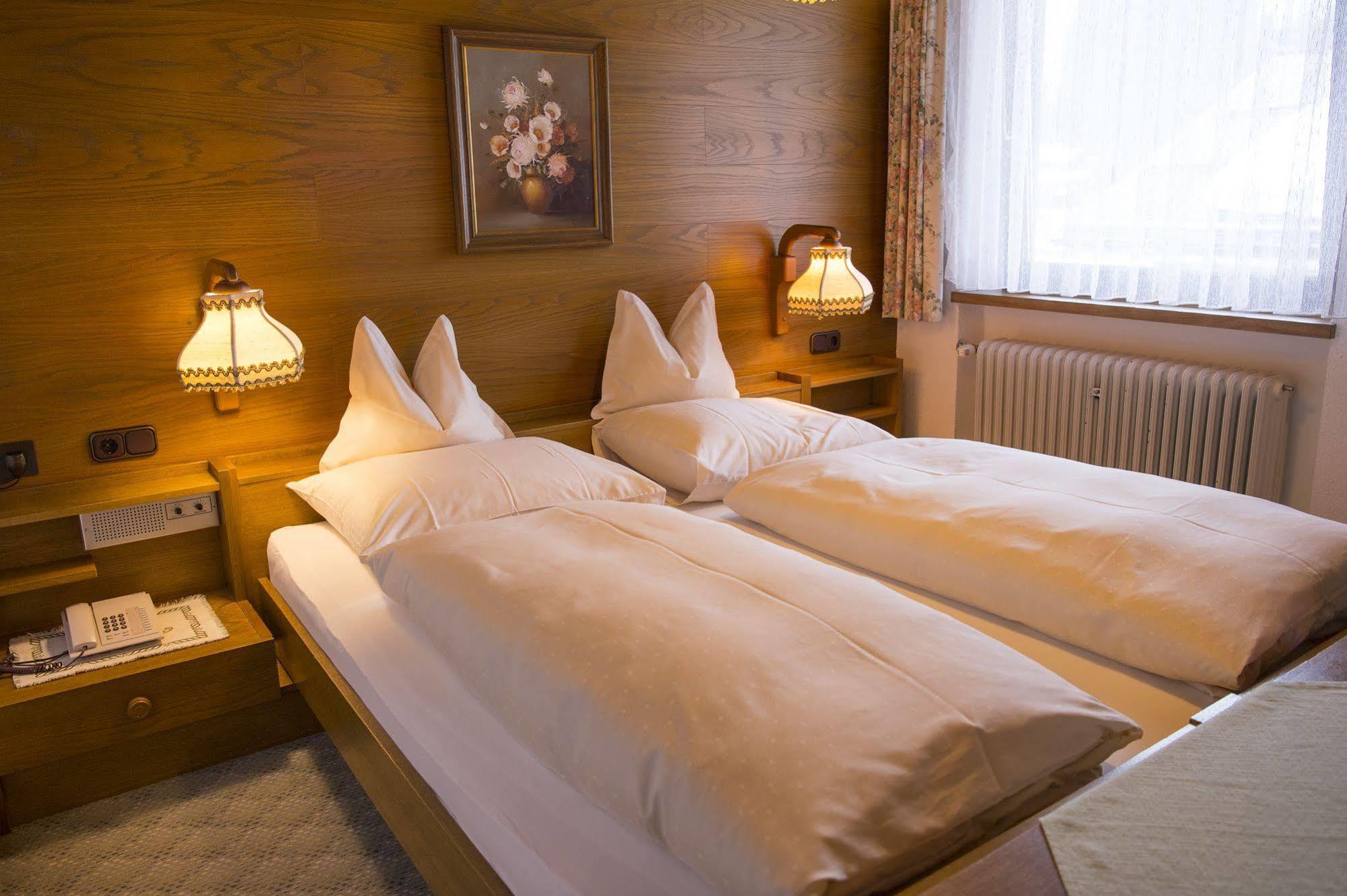 Pension Daniel Lech am Arlberg Exterior foto